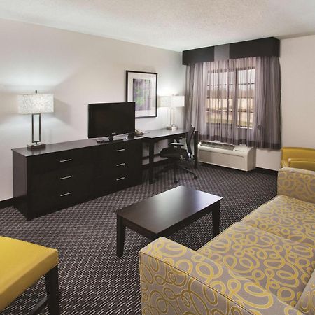 La Quinta By Wyndham Clifton/Rutherford Exteriör bild