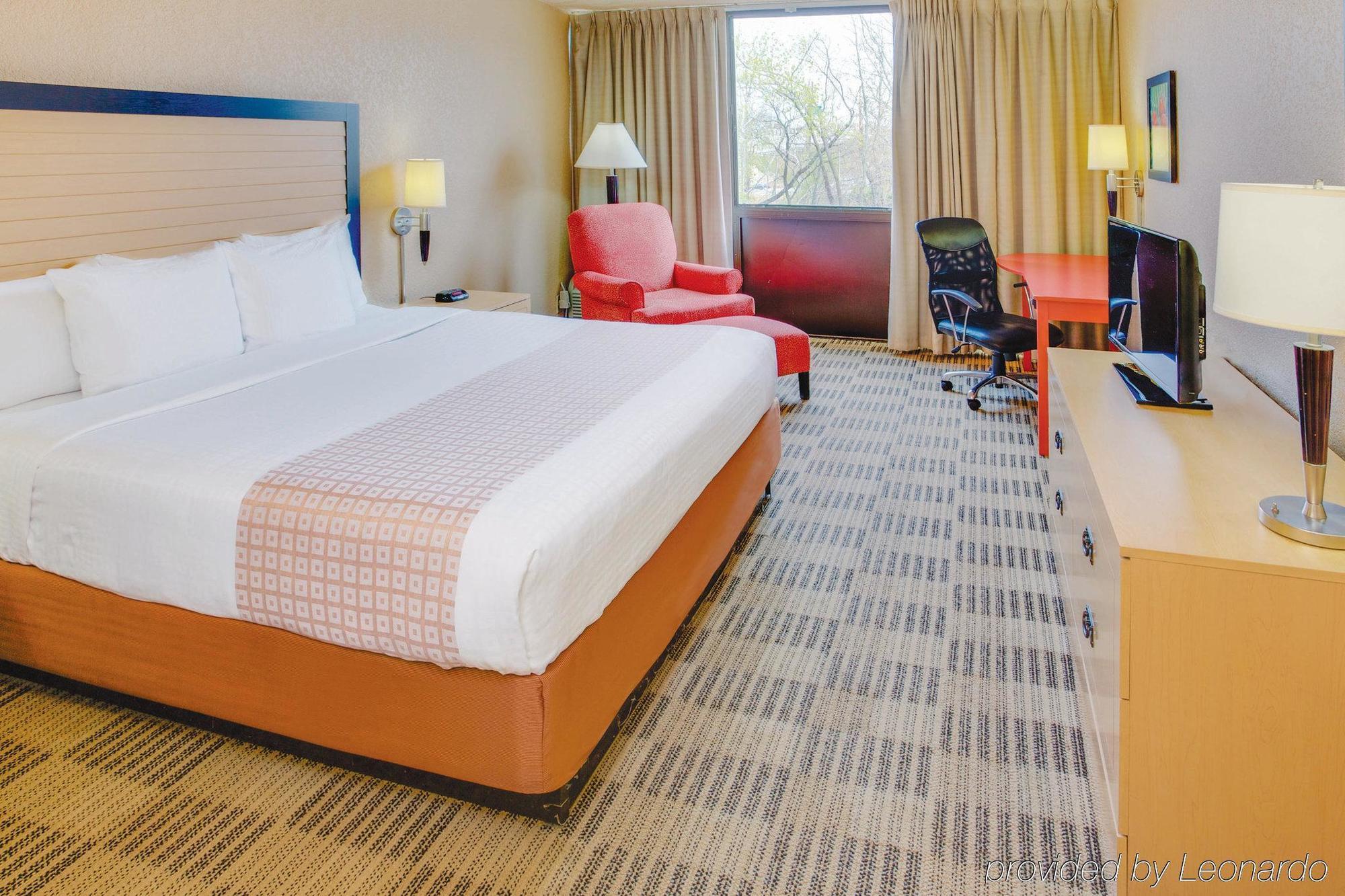 La Quinta By Wyndham Clifton/Rutherford Exteriör bild