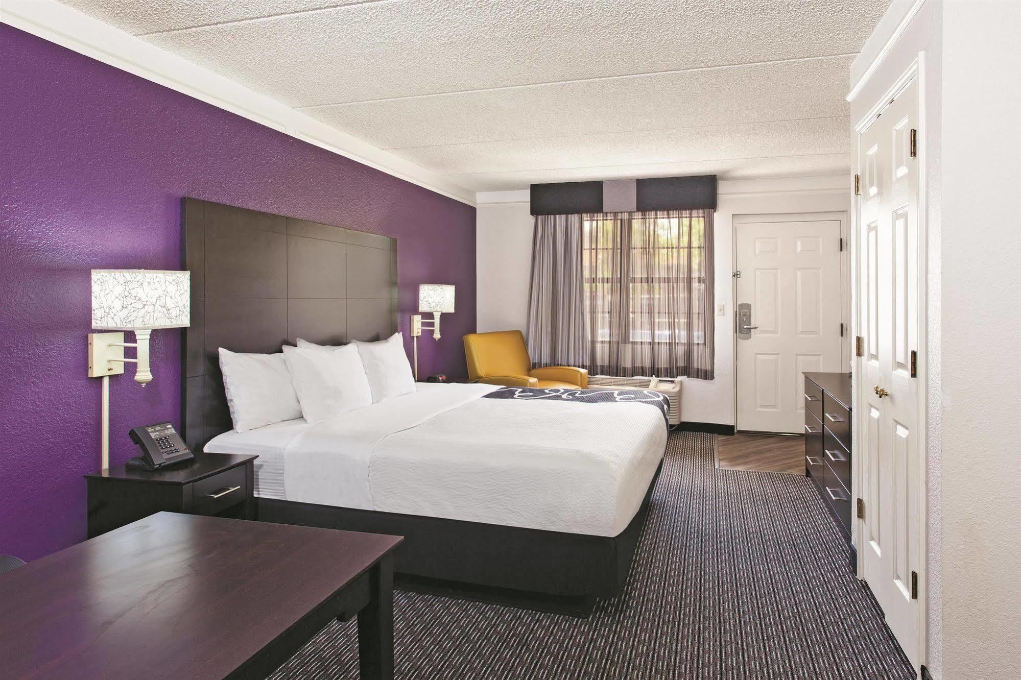 La Quinta By Wyndham Clifton/Rutherford Exteriör bild